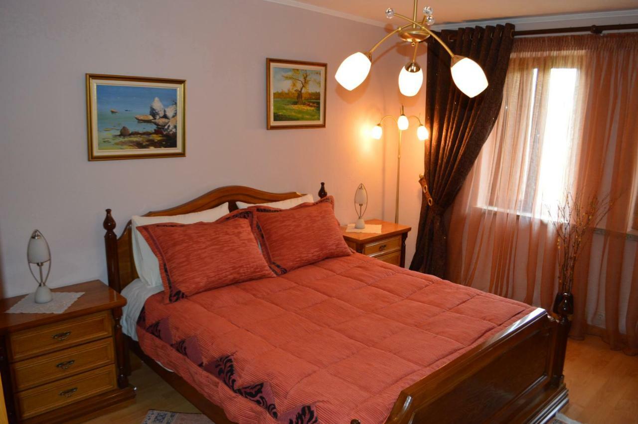 Vila Ss Kekezi Villa Gjirokaster Luaran gambar